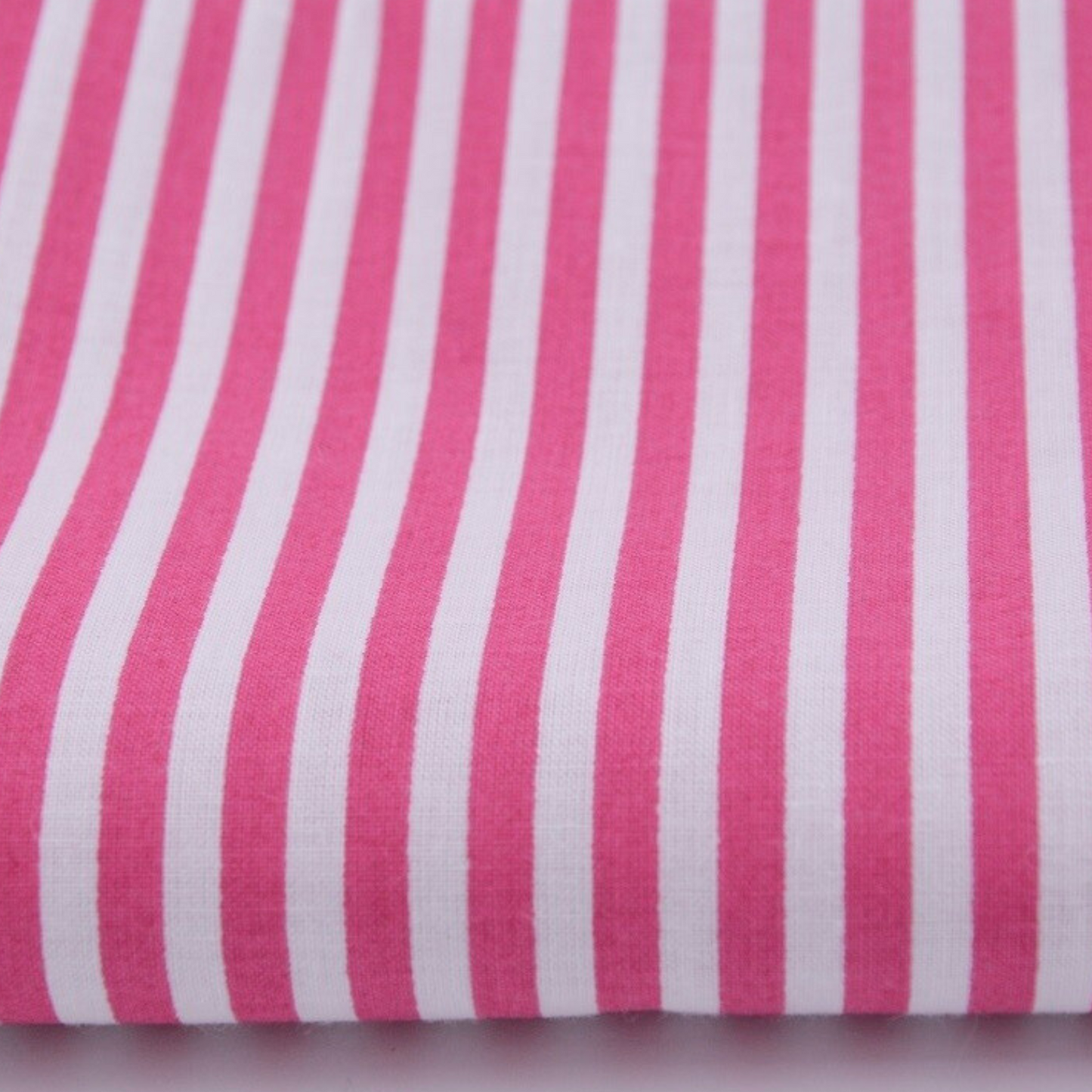 Coupon 45x45cm - Tissu coton Motifs rayures fuchsia