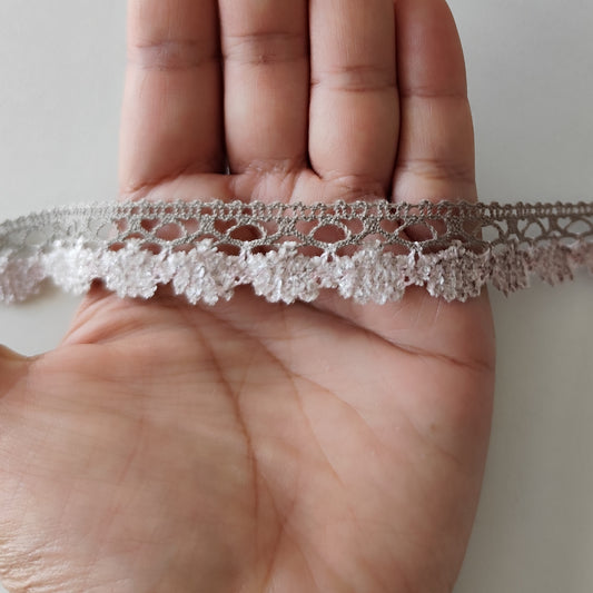 3 Mètres de Ruban dentelle d'environ 18mm